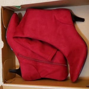 New in Box East 5th red knee high boots 2.5 inch heel